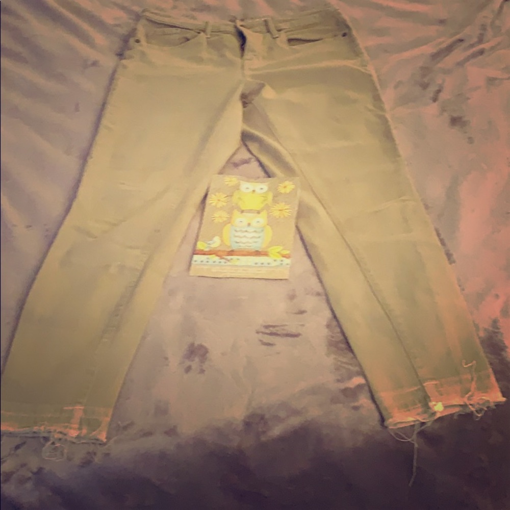 High Rise Skinny jeans.Comfort & style all in one!